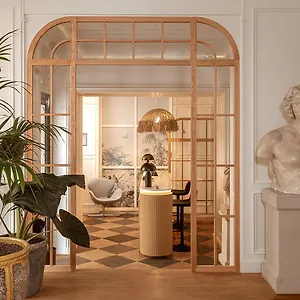 Zelie Hotel